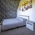 7 Bedroom Secluded Close To Prague * Ricany (Central Bohemian)