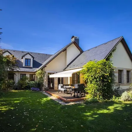7 Bedroom Secluded Close To Prague Villa Říčany