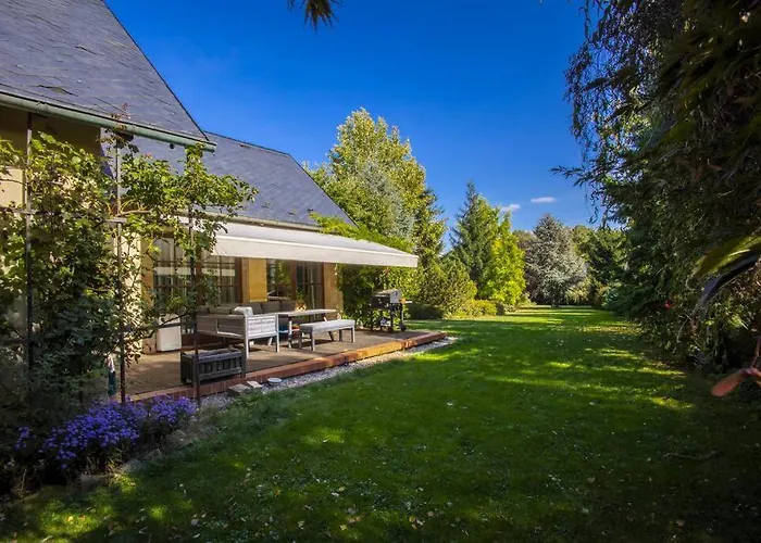 7 Bedroom Secluded Close To Prague Villa Říčany